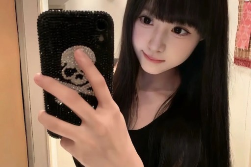 鹿晗红包刷屏全网！小小福利引爆顶流热度过往宠粉名场面太好嗑