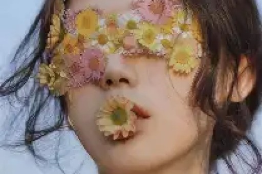 凌晨三点网红司晓迪突然发文宠粉一口气晒出18张照片